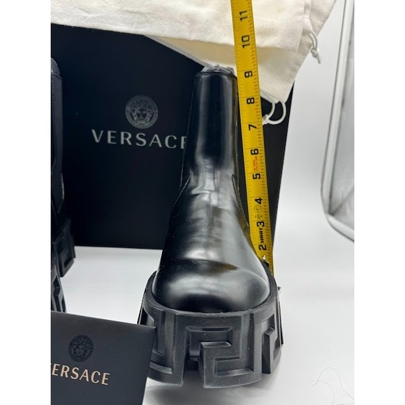 Versace Greca Size 41 Black Leather Ankle Length Boots - Picture 11 of 12